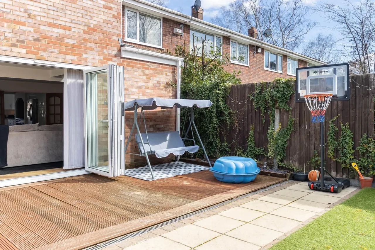 Birchmoor Close, Birmingham B28 9NS, photo 18
