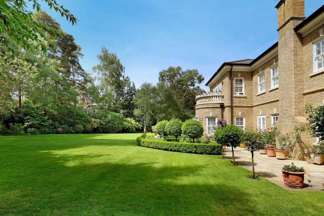 Virginia Water, Surrey, GU25 4NG, photo 4
