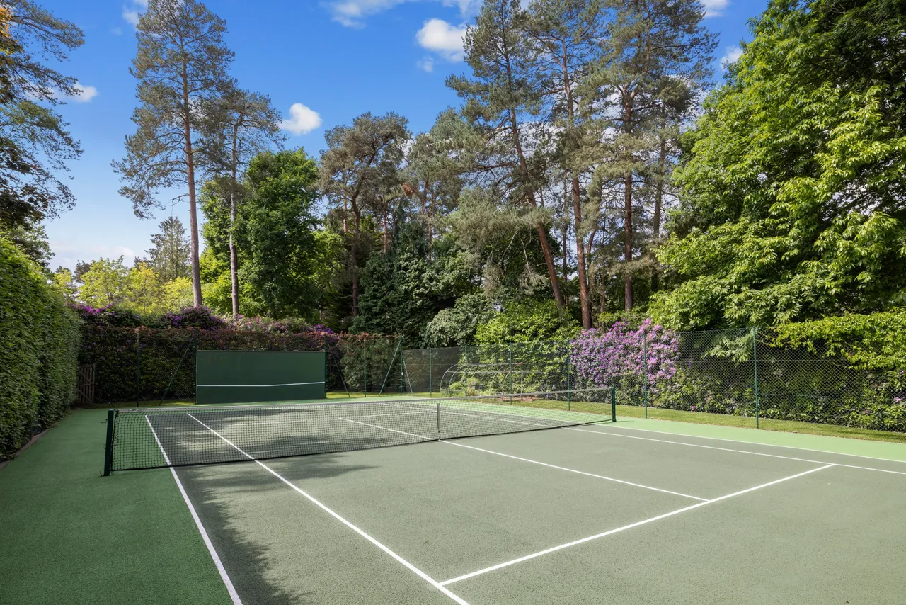 Virginia Water, Surrey, GU25 4NG, photo 9