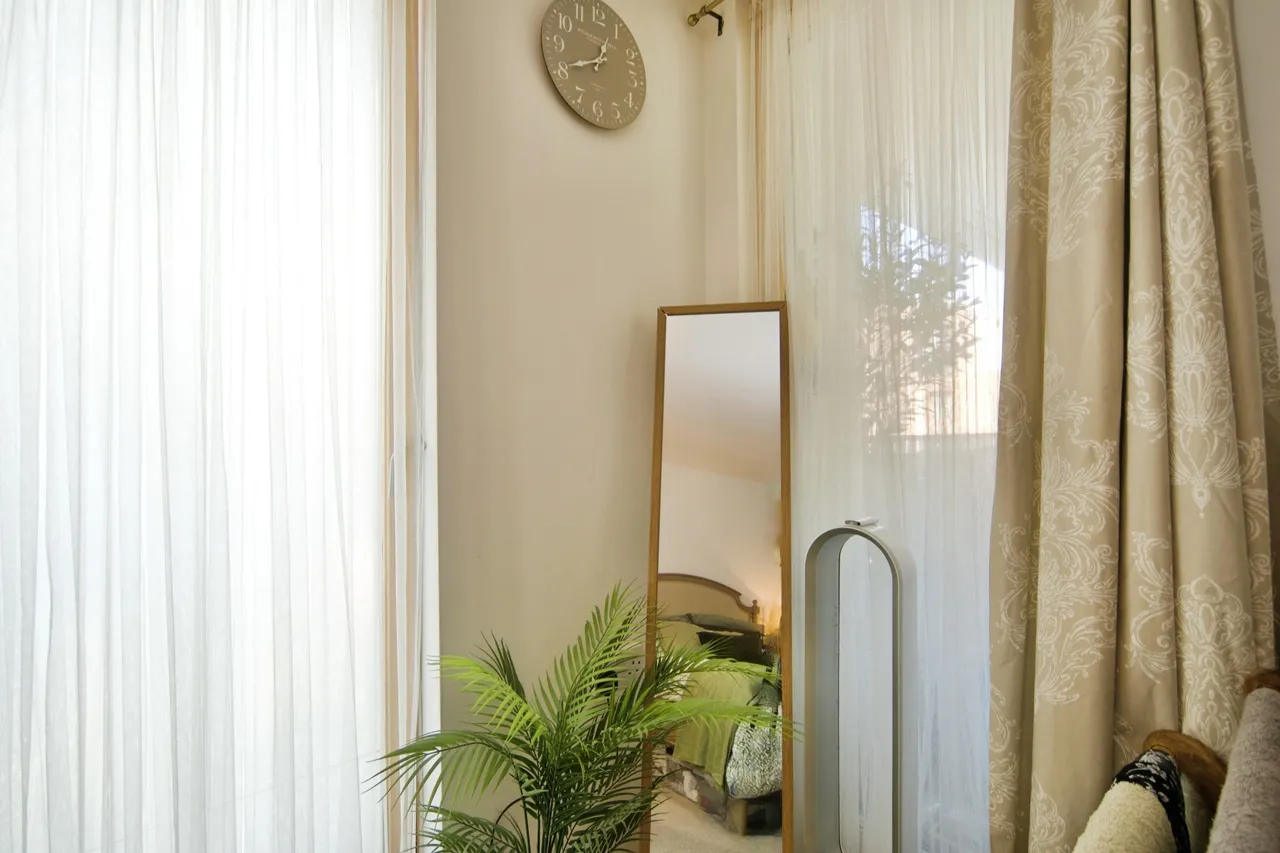 Katherine Road, London, E6, photo 13