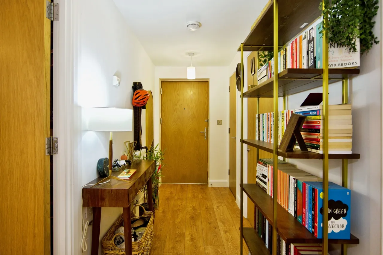 Katherine Road, London, E6, photo 9