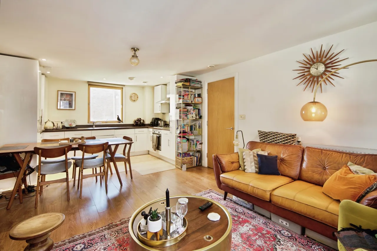 Katherine Road, London, E6, photo 6