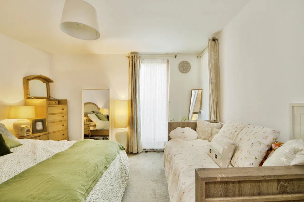 Katherine Road, London, E6, photo 14