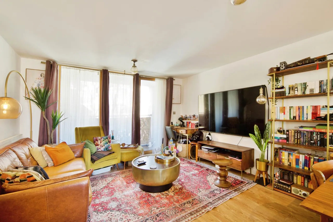 1 bed flat for sale, Katherine Road, London, E6