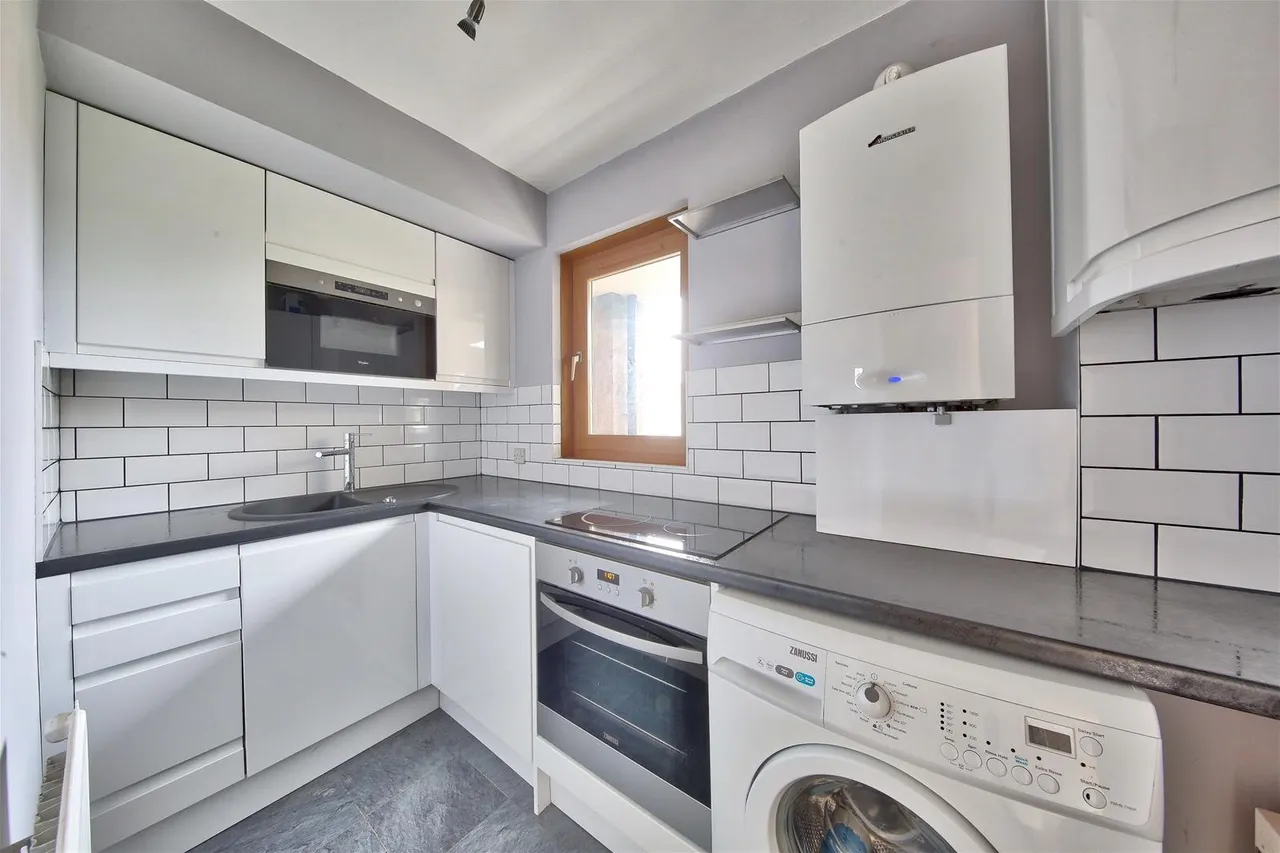 flat for sale — Alexandra Road, WIMBLEDON, London SW19 7JZ