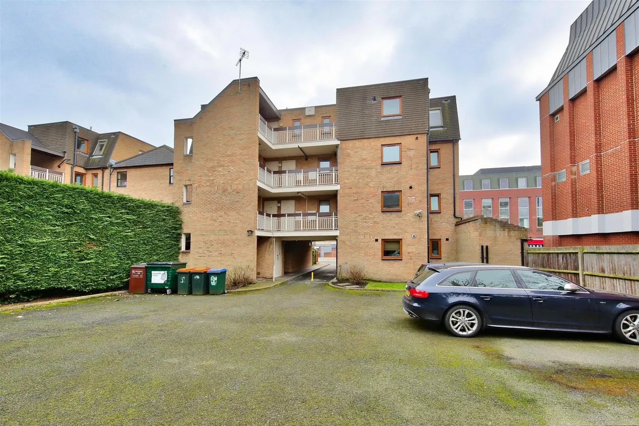 Alexandra Road, WIMBLEDON, London SW19 7JZ, photo 6