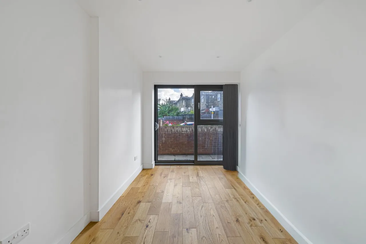 Eastcombe Ave, SE7, photo 10