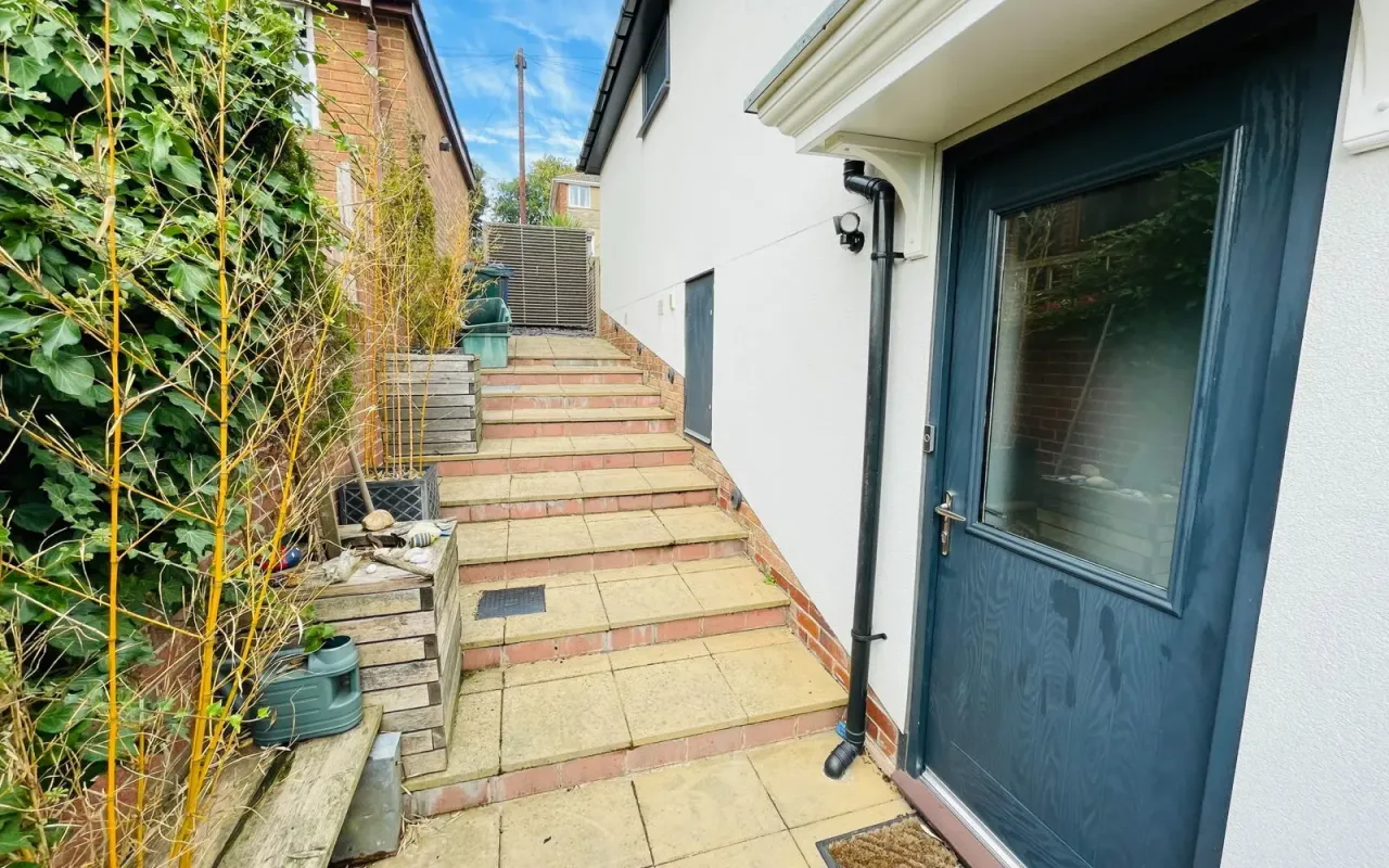 Southlea Avenue, Hoyland, Barnsley, photo 27