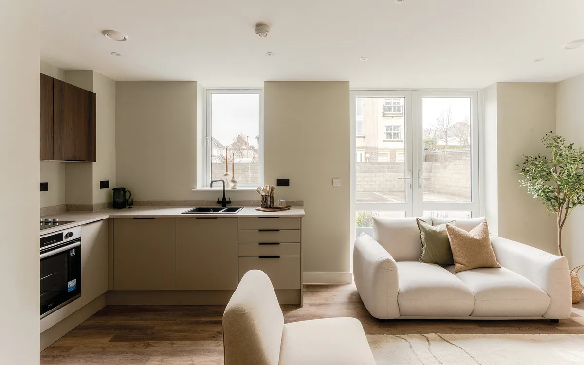 Forest Apartments, Kingswood, BS15, photo 5