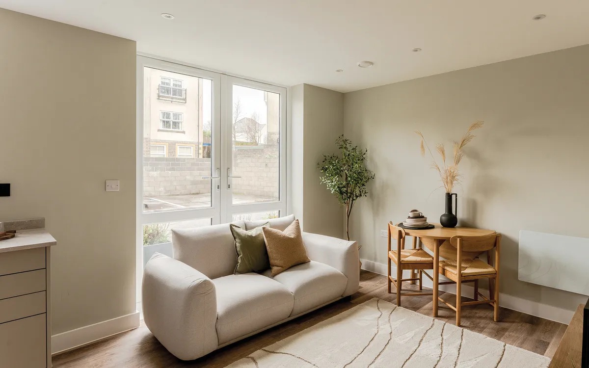 Forest Apartments, Kingswood, BS15, photo 4