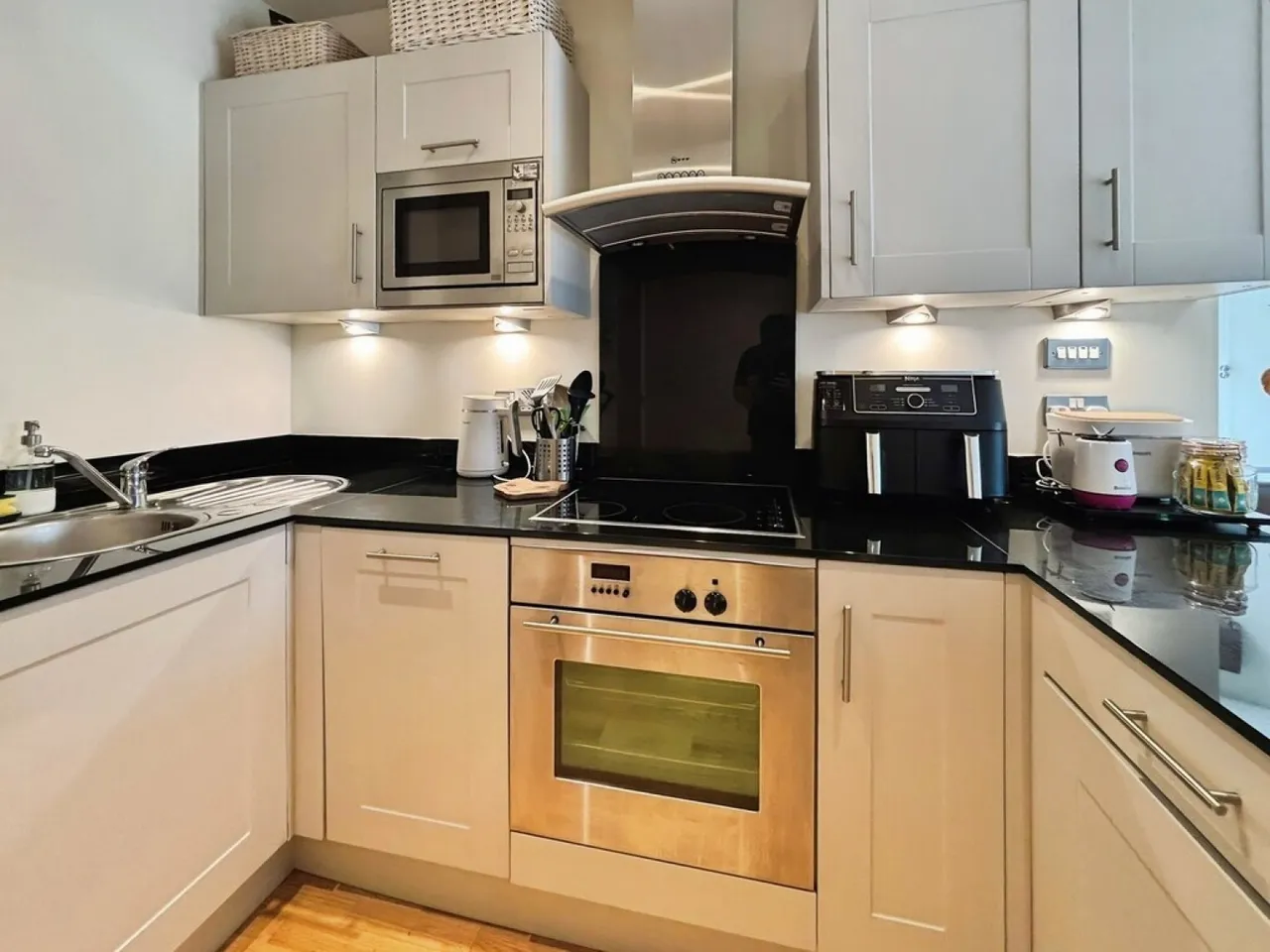 Armouries Way, Leeds, LS10, photo 9