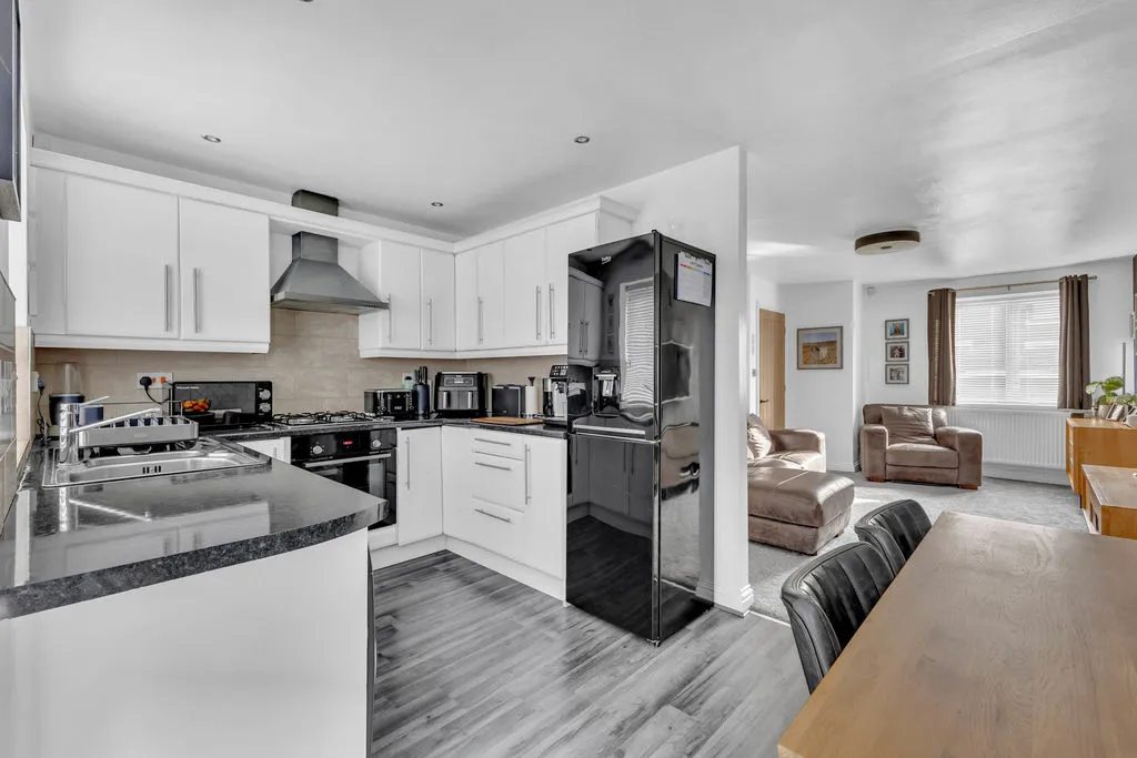Hillcrest Road, Rochdale, OL11, photo 6