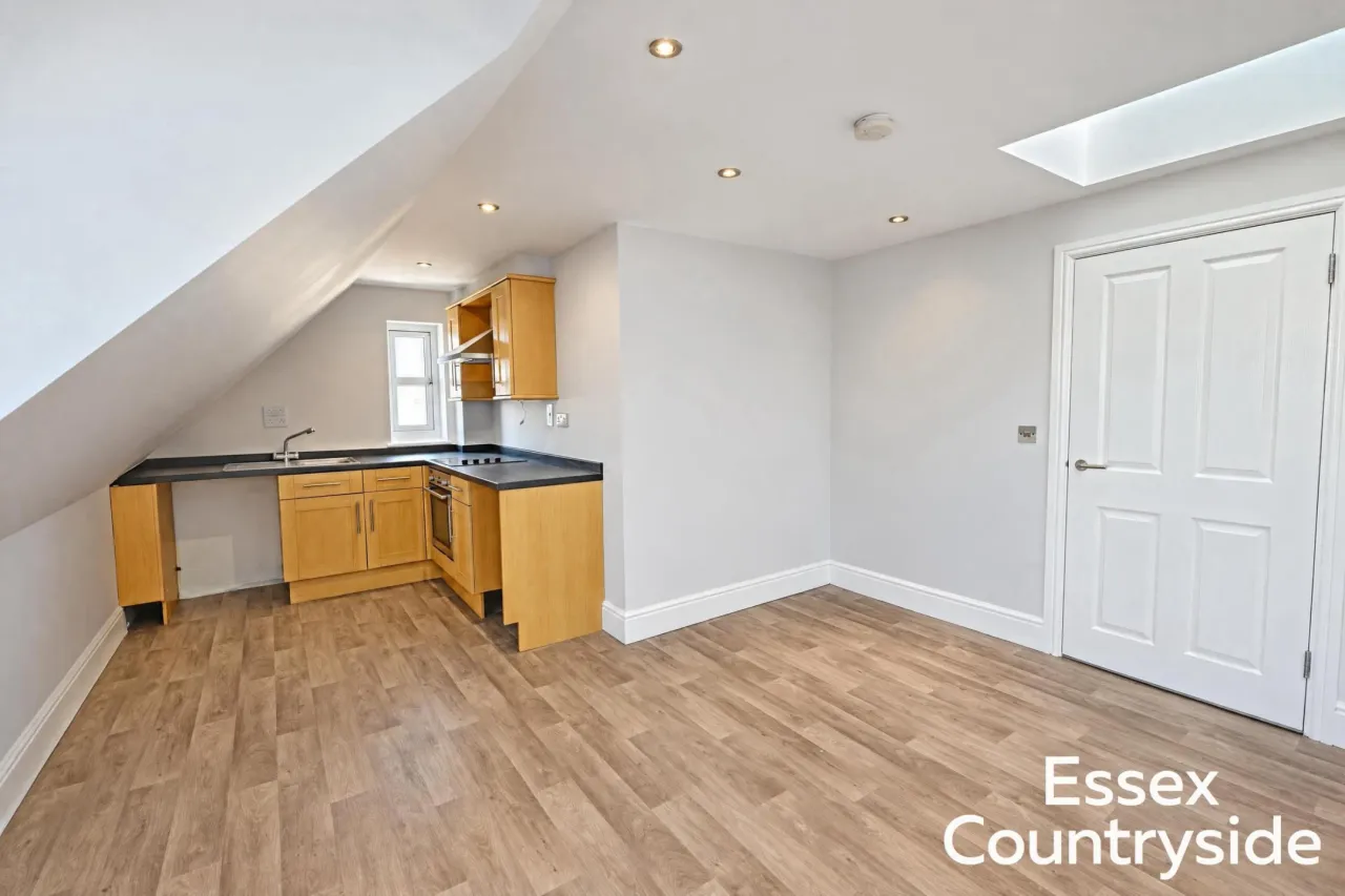 Eastwood Road, Rayleigh, SS6, photo 4