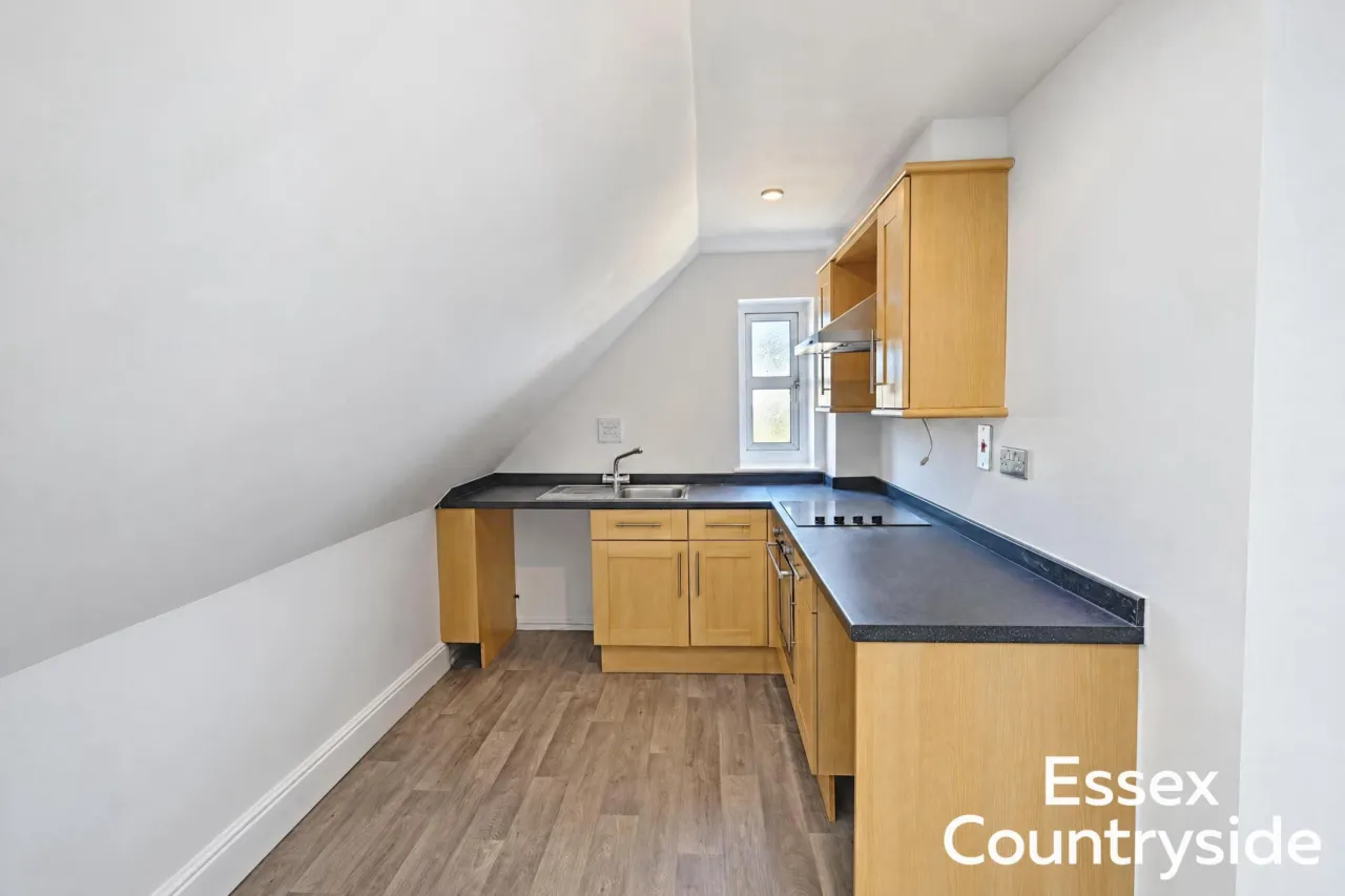 Eastwood Road, Rayleigh, SS6, photo 5