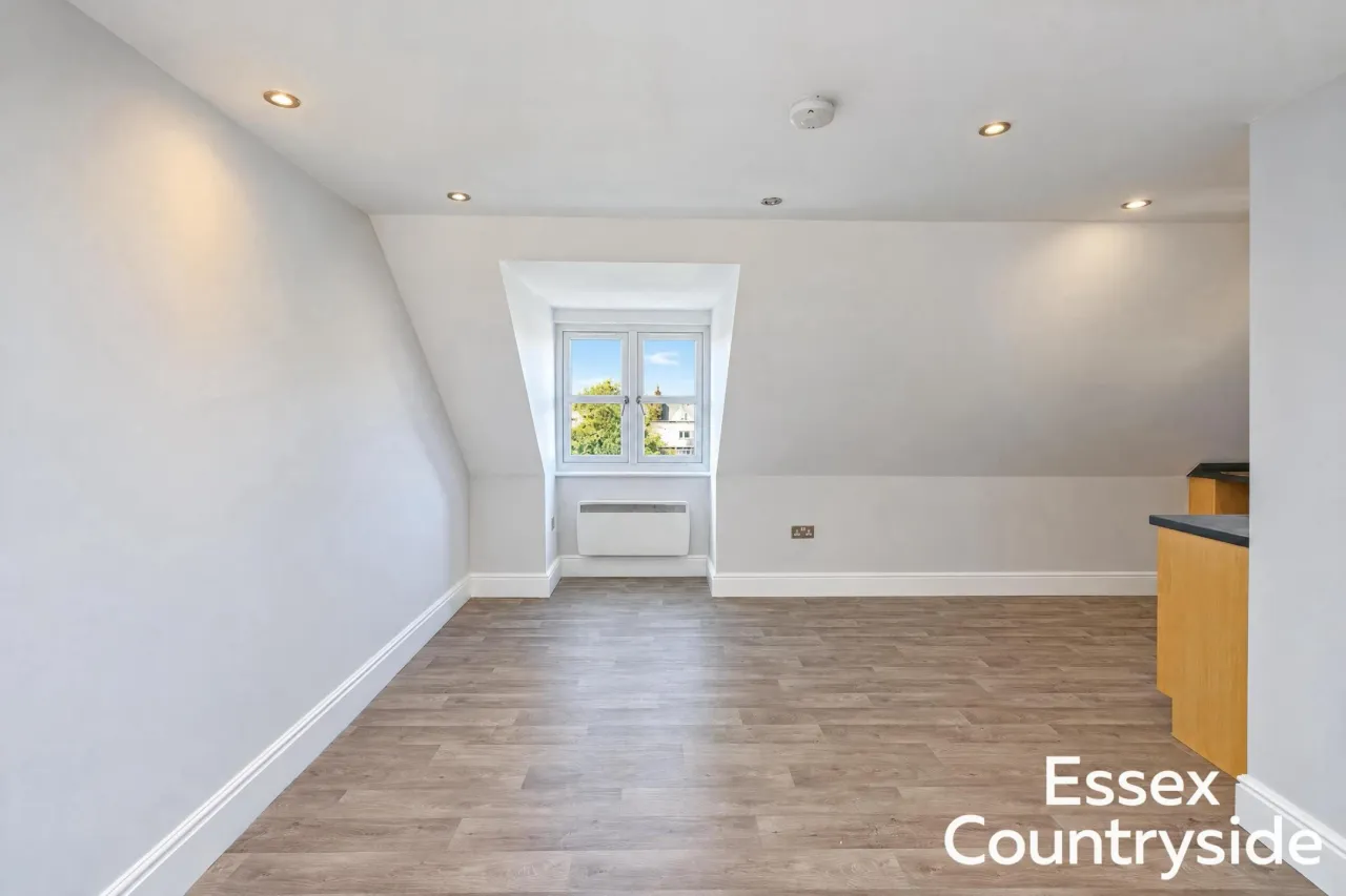 Eastwood Road, Rayleigh, SS6, photo 3