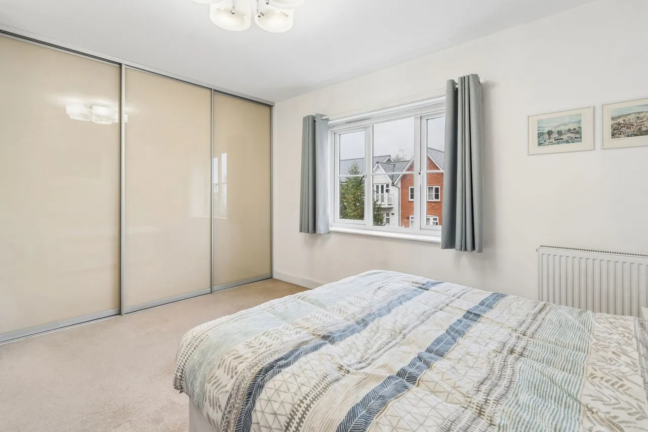 Chequers Avenue, High Wycombe, HP11, photo 9