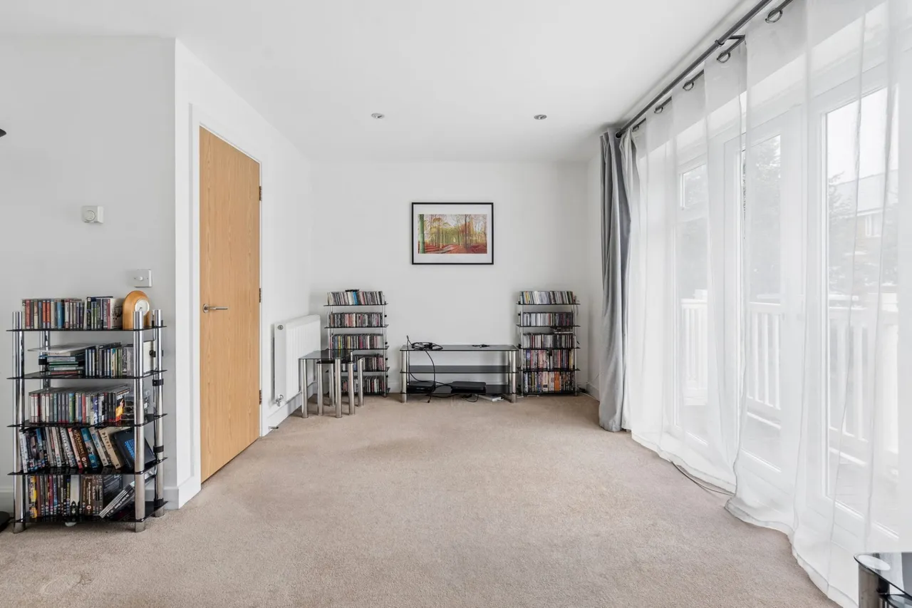 Chequers Avenue, High Wycombe, HP11, photo 6
