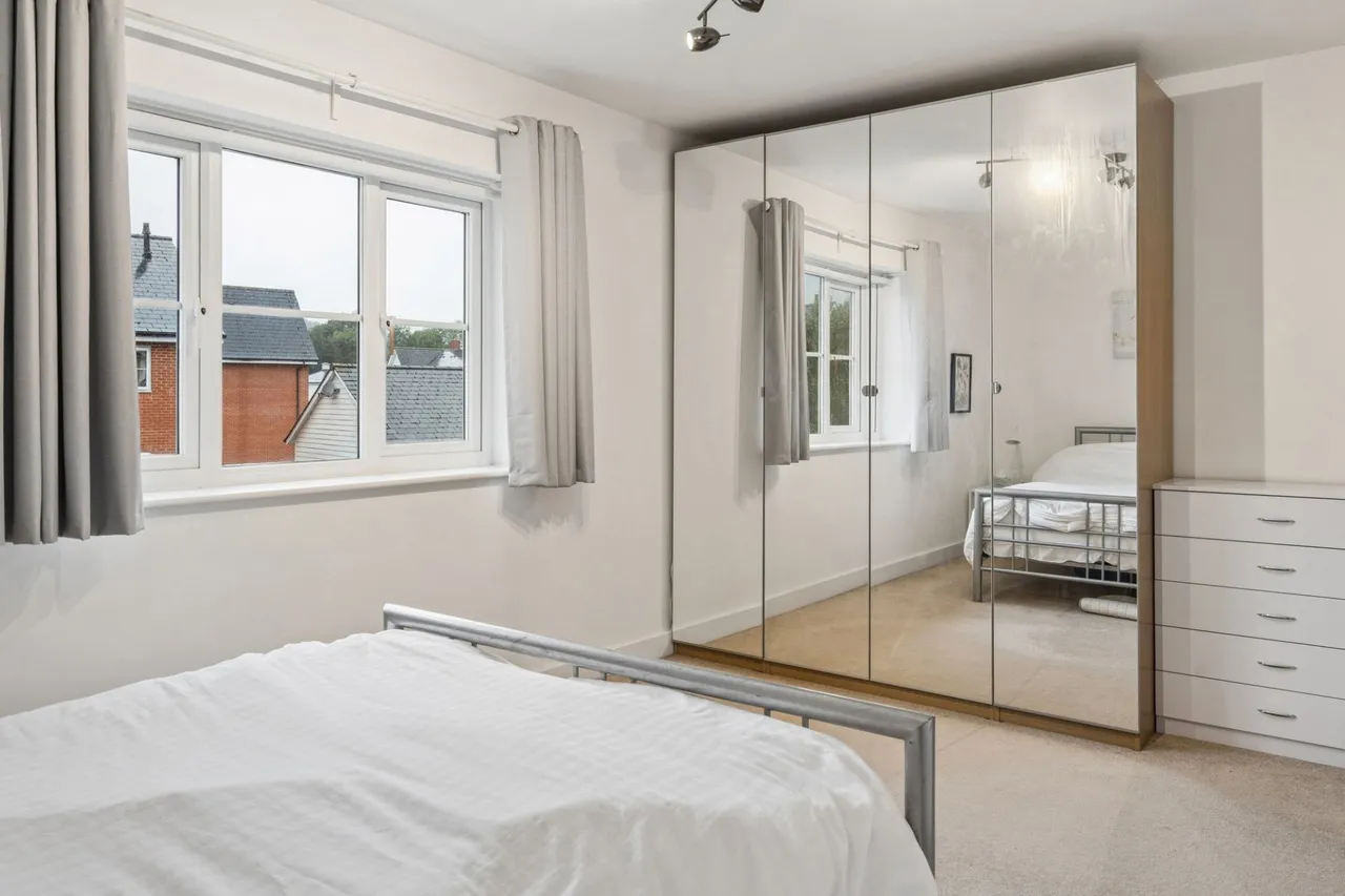 Chequers Avenue, High Wycombe, HP11, photo 13