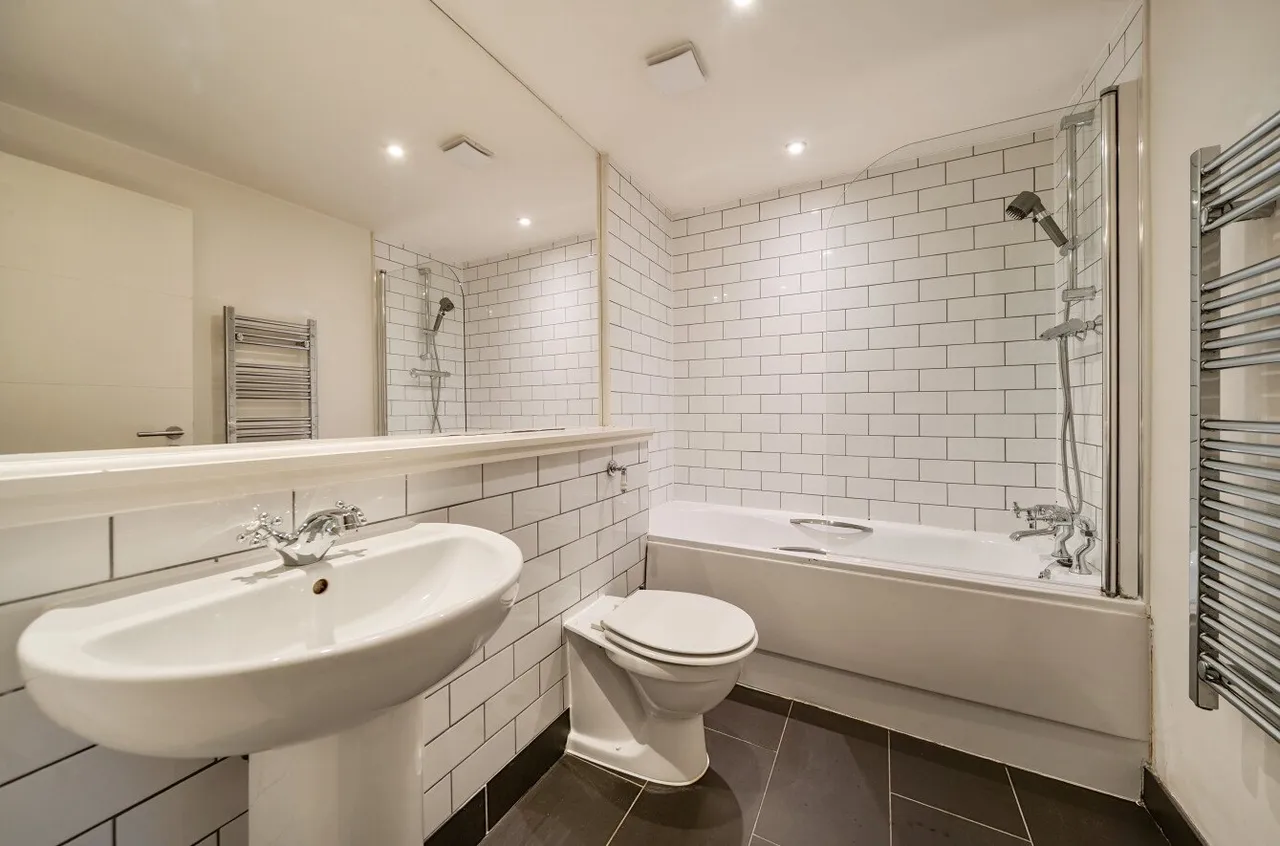 New York Road, Leeds, LS2, photo 12
