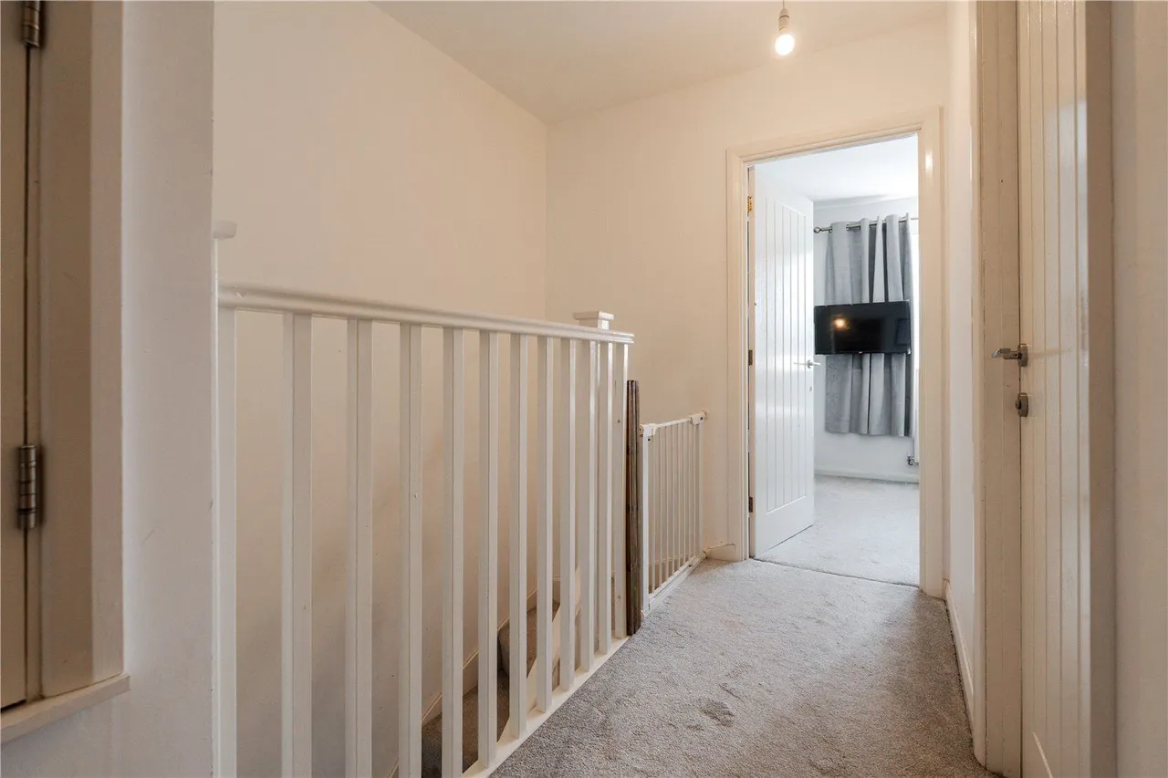 Stainton Drive, Middleton, M24, photo 8