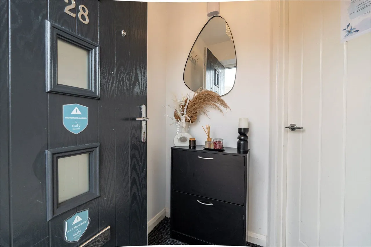 Stainton Drive, Middleton, M24, photo 14