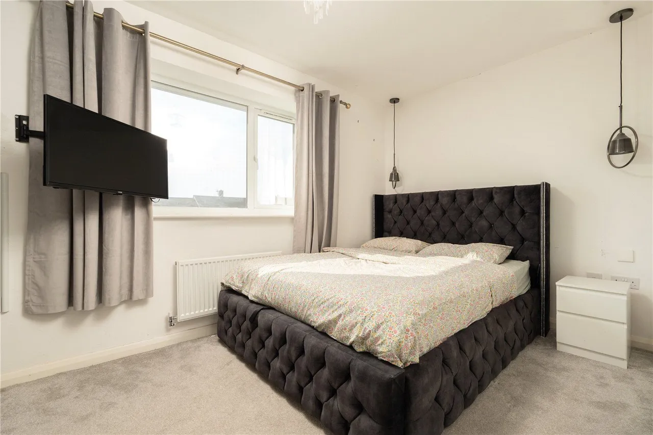 Stainton Drive, Middleton, M24, photo 9