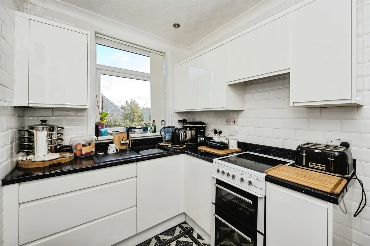 Danygraig Road, Swansea, SA8, photo 19