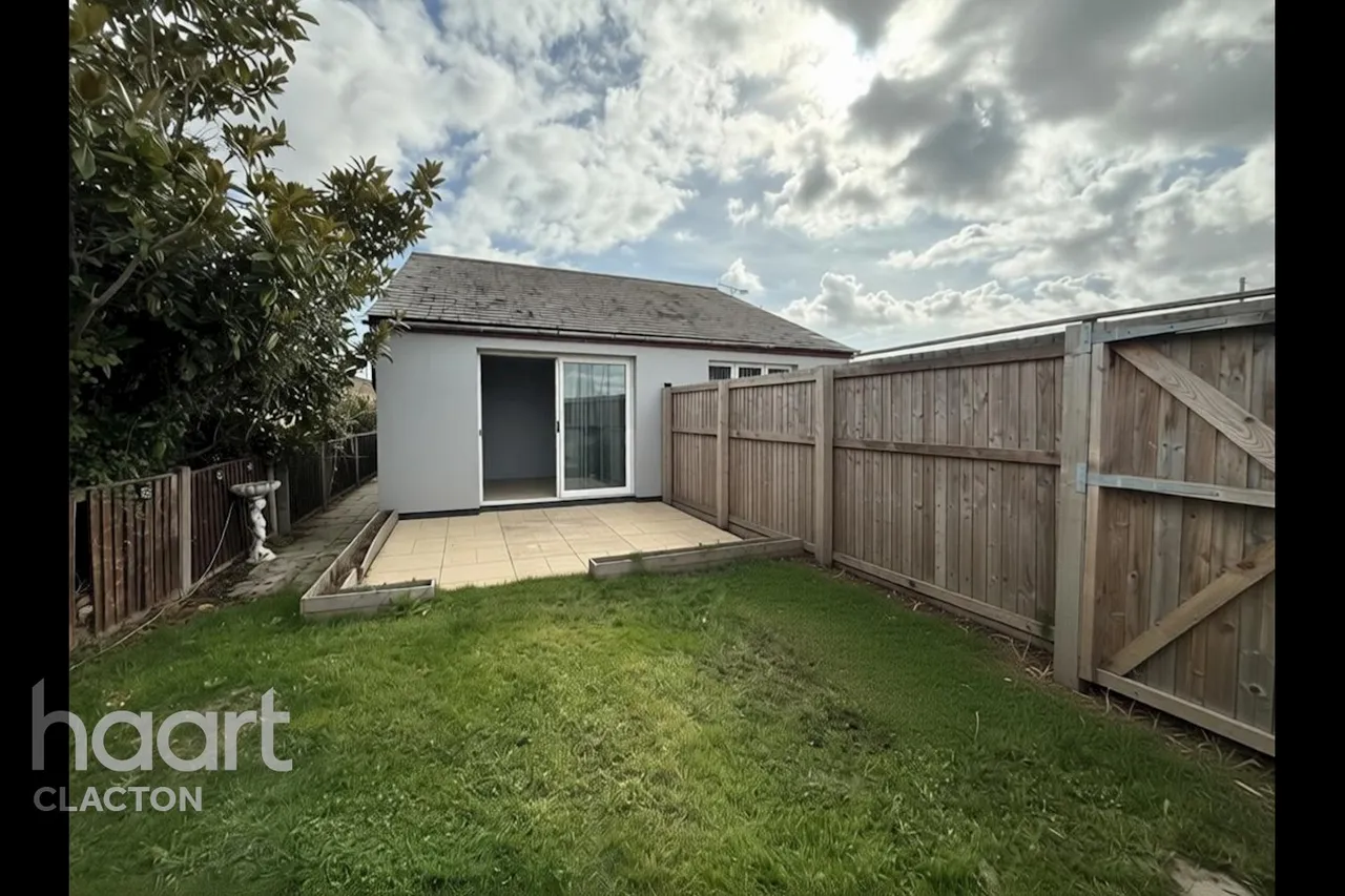 Colne Way, Clacton-on-Sea, CO16, photo 6