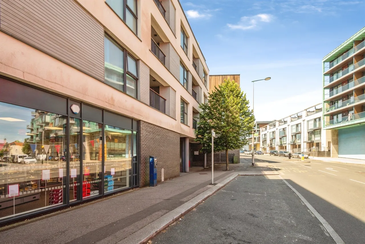 Millbay Road, Plymouth, PL1, photo 14