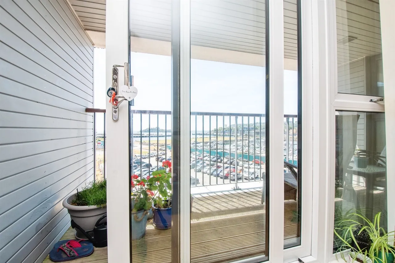 Millbay Road, Plymouth, PL1, photo 8