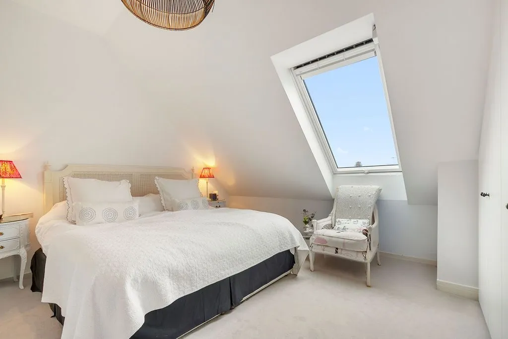 Wycombe Gardens, London, NW11, photo 43