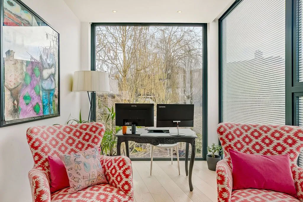 Wycombe Gardens, London, NW11, photo 28