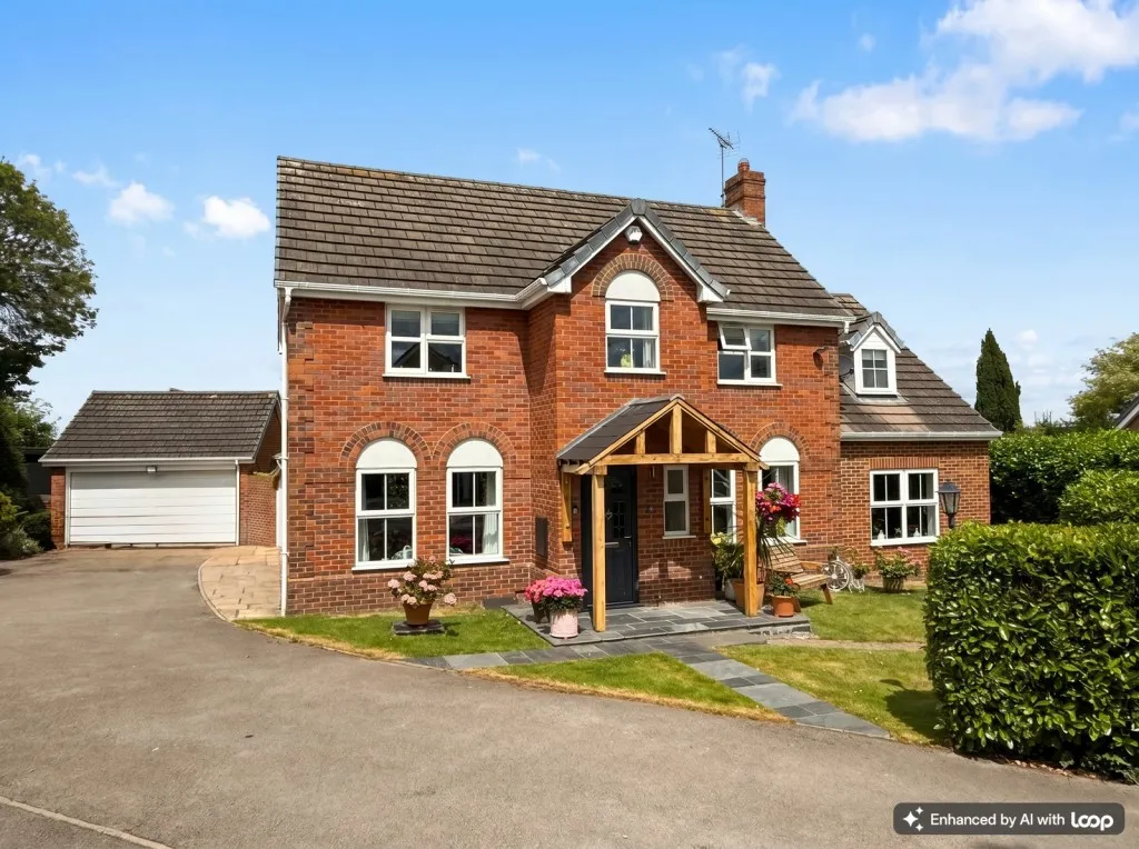 5 bed house for sale, Wetherby ~ Priest Hill Gardens, LS22
