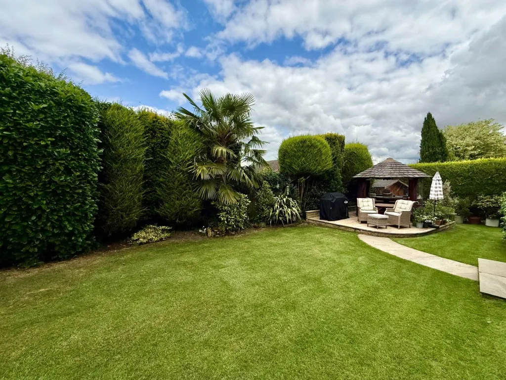 Wetherby ~ Priest Hill Gardens, LS22, photo 24