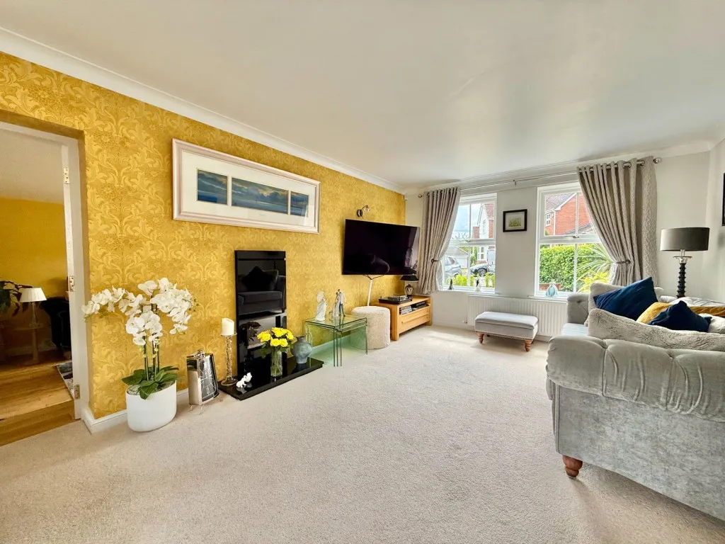 Wetherby ~ Priest Hill Gardens, LS22, photo 9