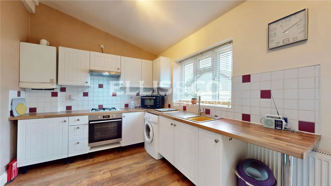 Bovingdon Avenue, Wembley, HA9, photo 4