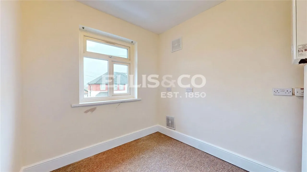 Bovingdon Avenue, Wembley, HA9, photo 11