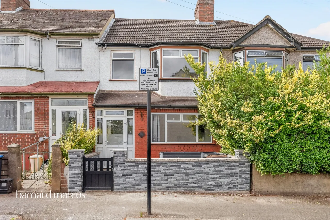 3 bed house for sale — Pitt Road, Thornton Heath