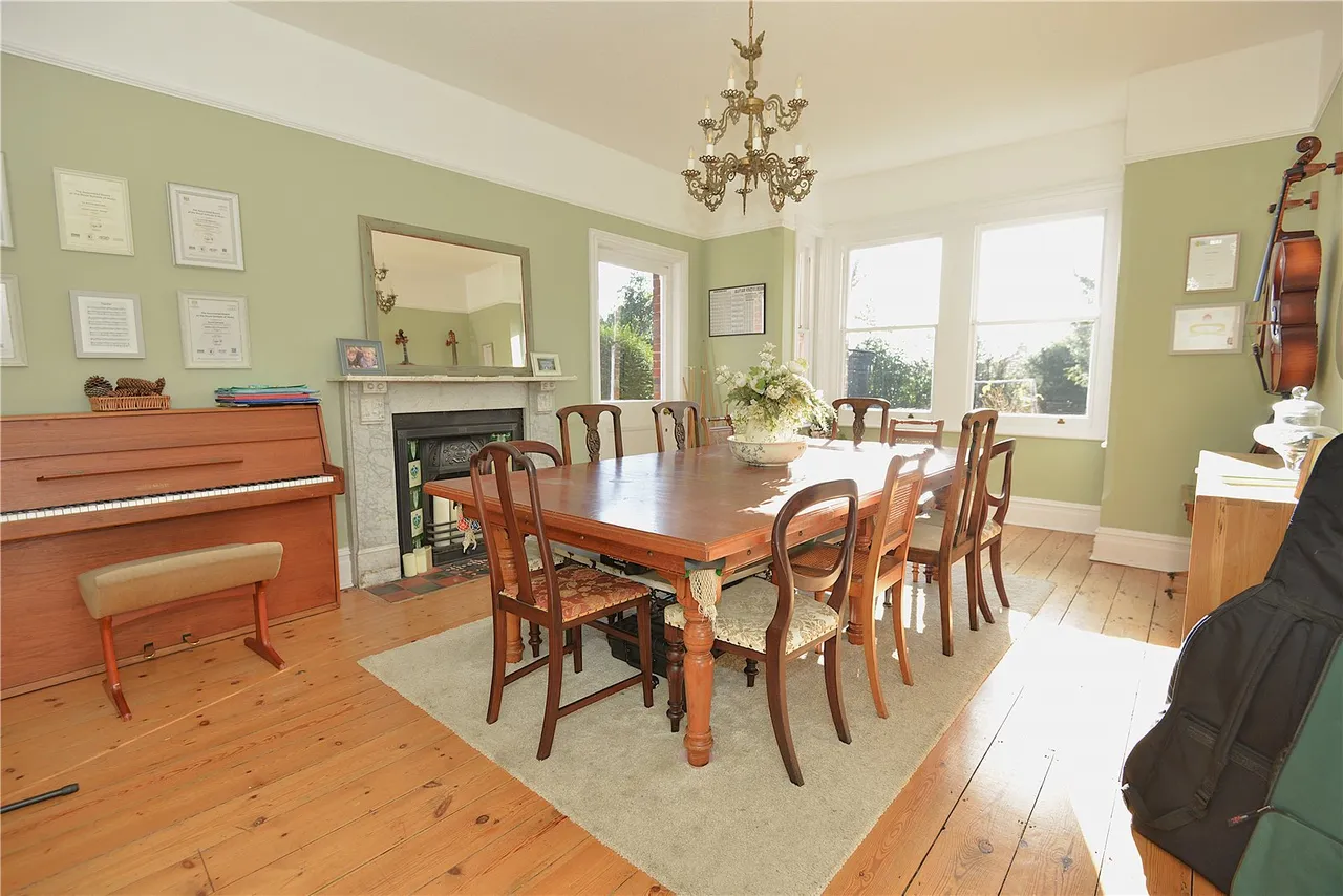 Victoria Road, Fordingbridge, Hampshire, SP6 1DD, photo 8