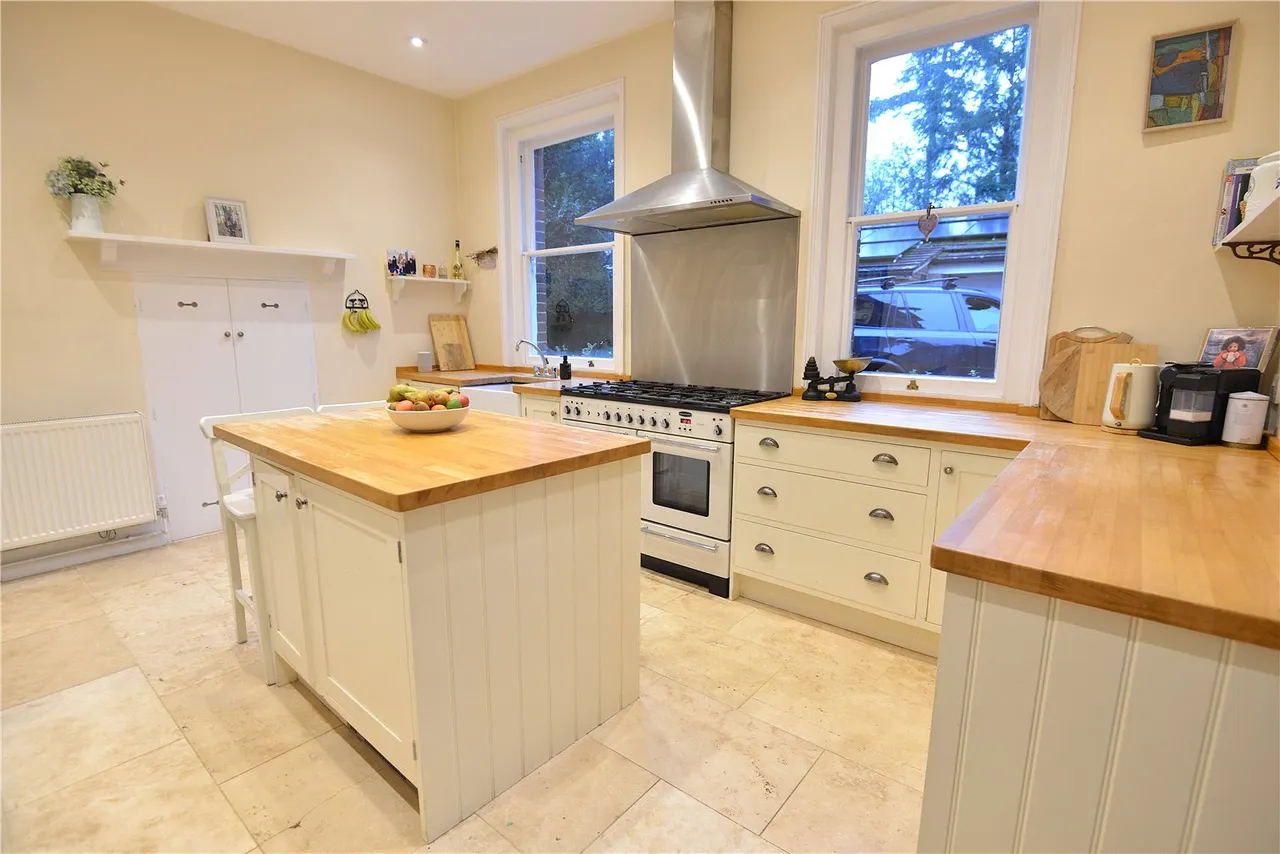 Victoria Road, Fordingbridge, Hampshire, SP6 1DD, photo 10