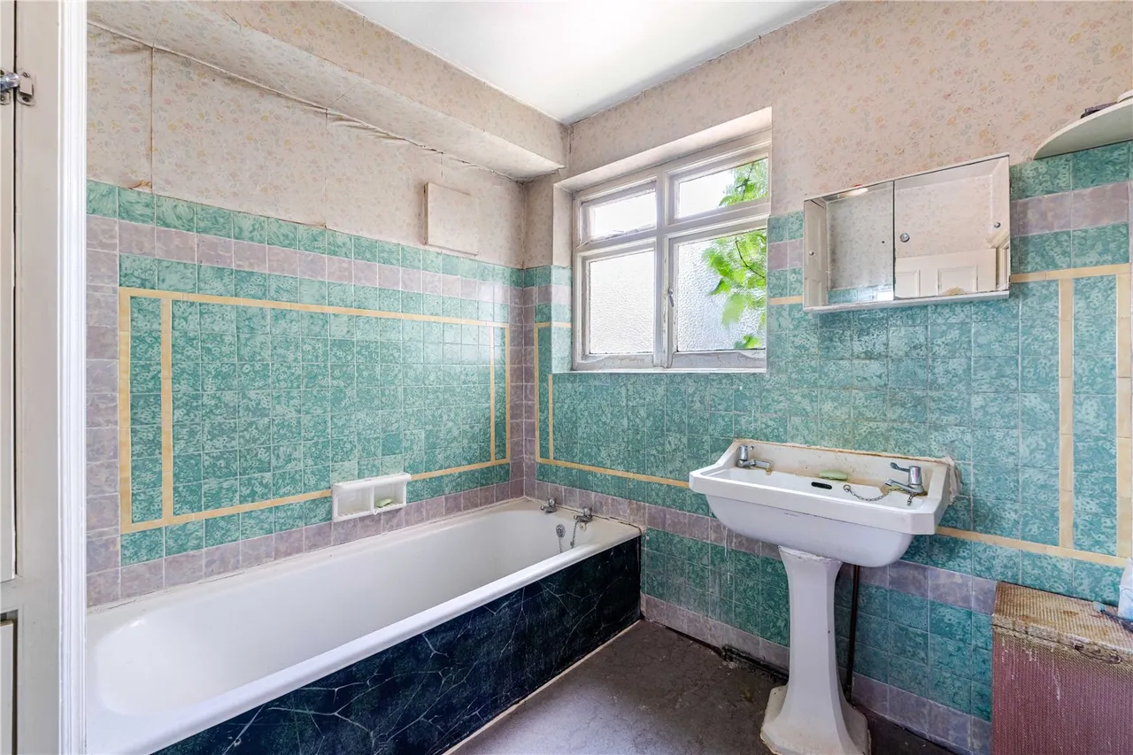 Staines Road, Twickenham, TW2 5AY, photo 8
