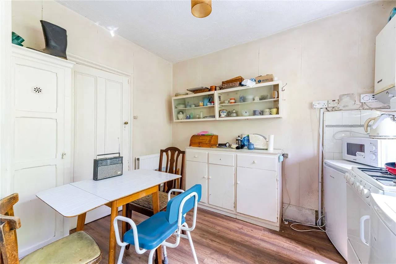 Staines Road, Twickenham, TW2 5AY, photo 6