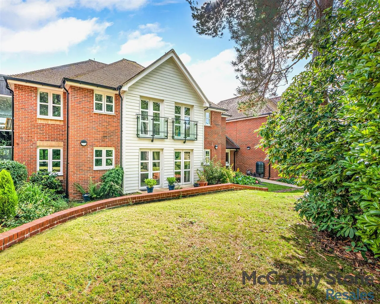 Mutton Hall Hill, Heathfield, TN21, photo 4