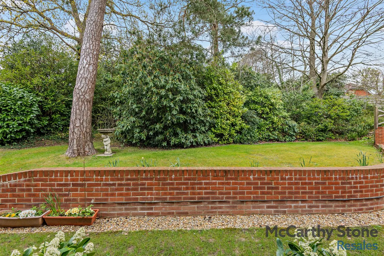 Mutton Hall Hill, Heathfield, TN21, photo 22