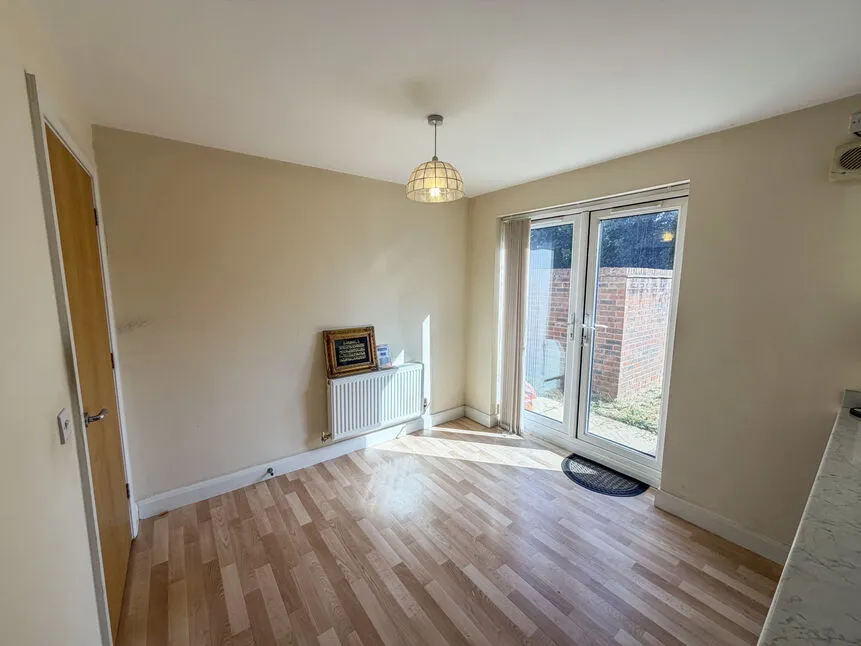 Woodleigh Close, Leicester, LE5, photo 14