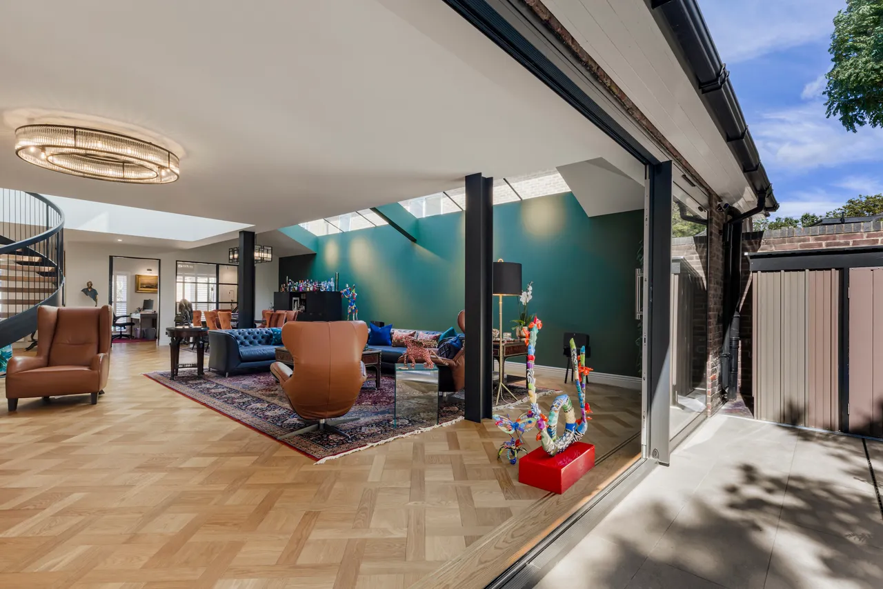 Hillside Close, St John's Wood, London, photo 5
