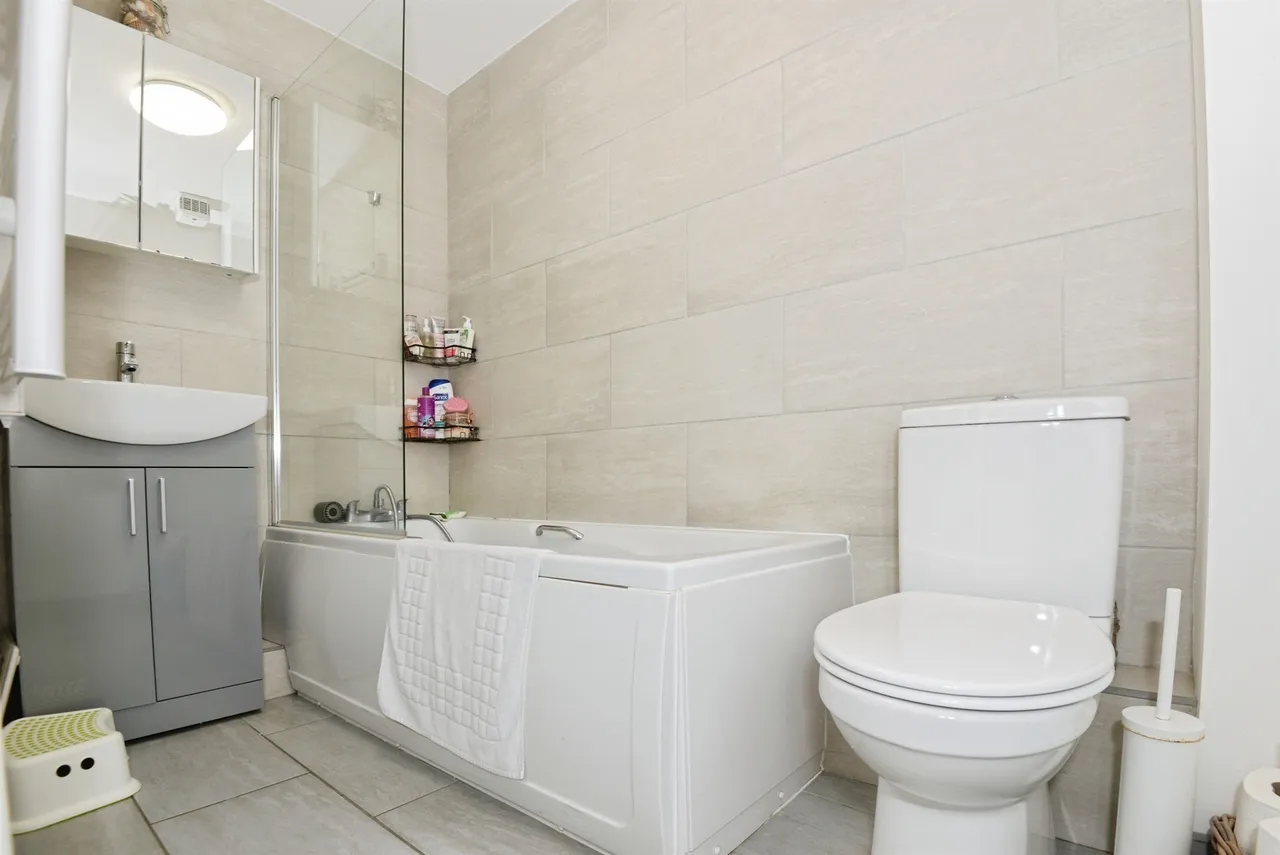 Coopers Rise, High Wycombe, HP13, photo 10