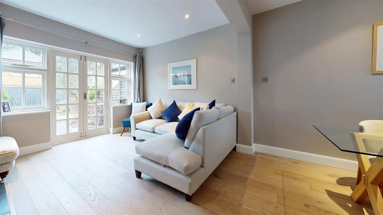 Smarts Lane, Loughton, photo 5