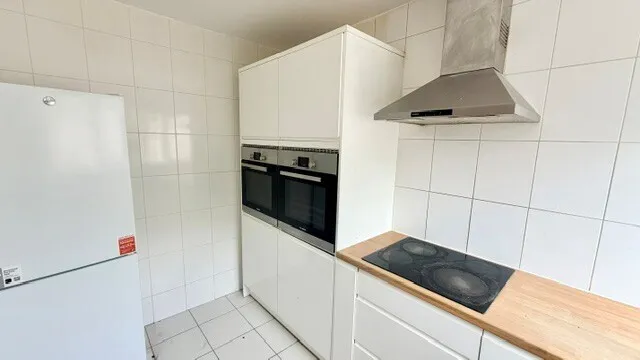 Squirrels Heath Road, Romford, RM3 0LU, photo 6