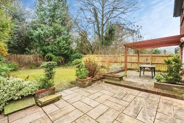 Quartz Close, Wokingham, RG41, photo 5